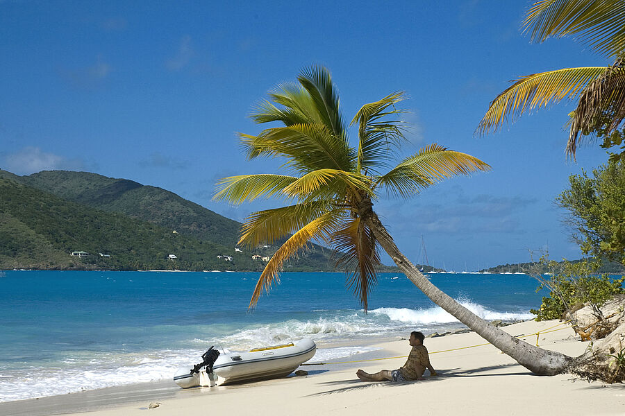 Relaxing auf Sandy Cay